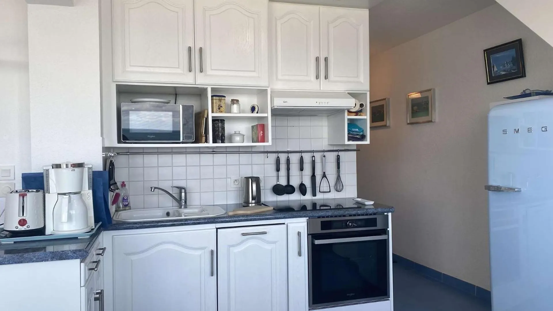 Appartement 1 Chambre Vue Exceptionnelle Sur Mer, Plage De La Greve Blanche Tregastel - Ref 793 0*,  Francia